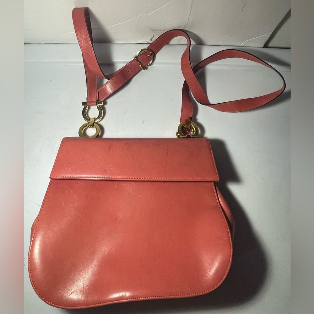 Salvatore ferragamo bag vintage made in italy leather